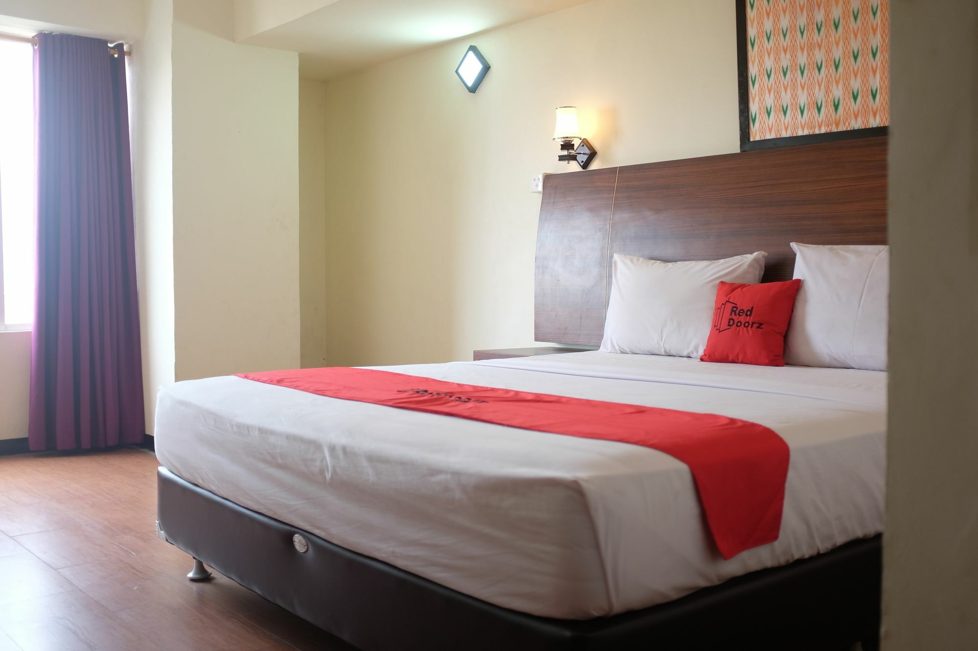 Reddoorz Plus Near Senen Jakarta Ngoại thất bức ảnh